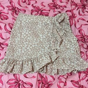 SHEIN Blush Floral Mini Skirt